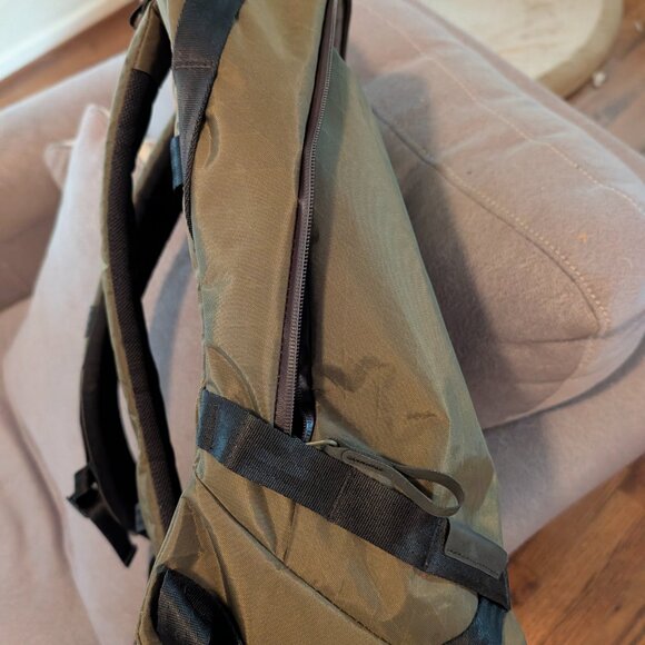 Able Carry Daypack - Picture 5 of 6